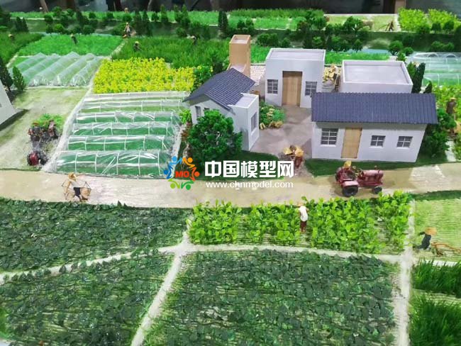 現(xiàn)代農(nóng)村田間勞作沙盤模型